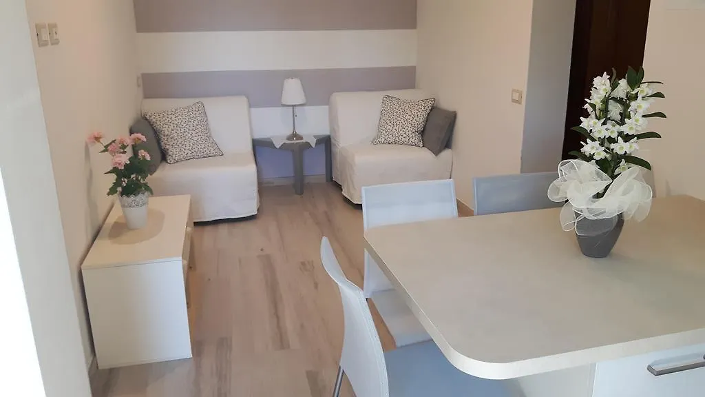Holiday home Amaryllis Case Vacanza Romito Magra